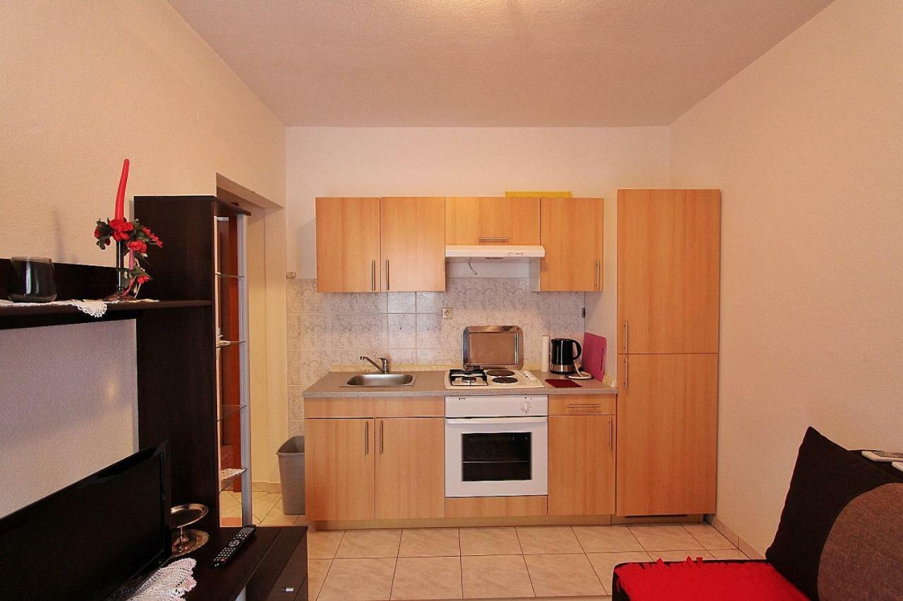 Apartments Filip Podstrana Zewnętrze zdjęcie